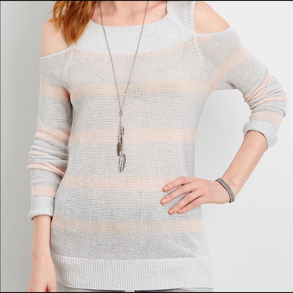 🎉 Maurices Striped Cold Shoulder Sweatshirt